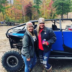 Meet your Posher, Felicia